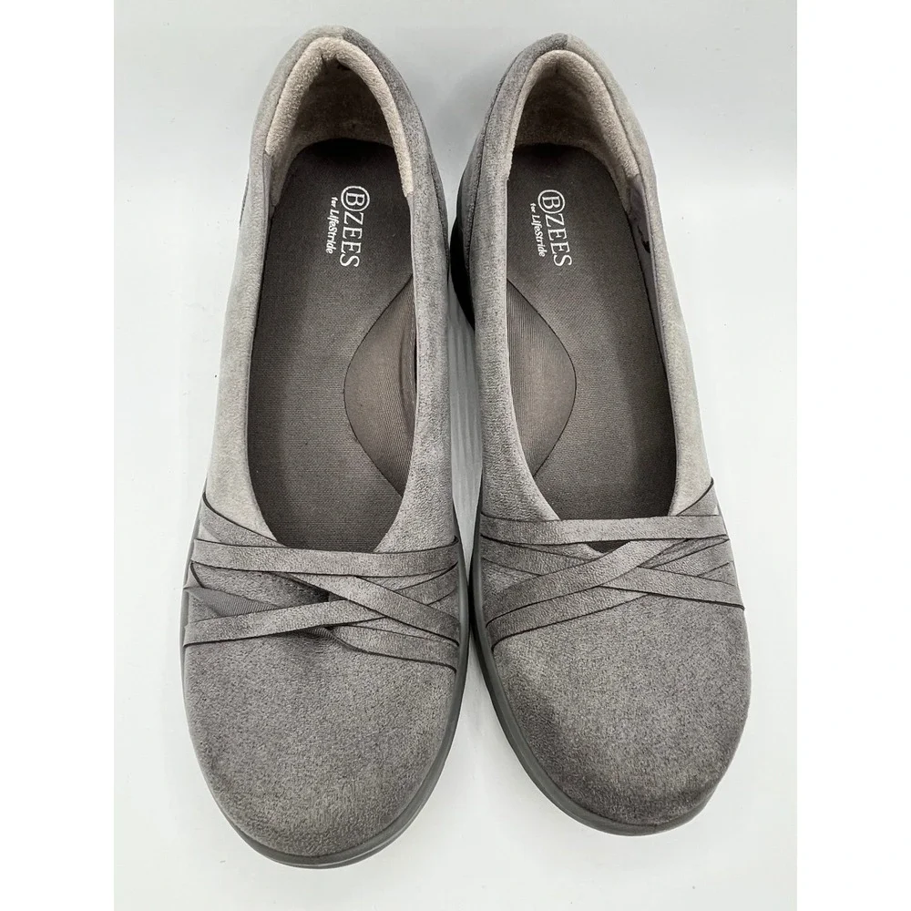 Bzees by LifeStride Womens Grey Faux Suede Crisscross Slip On Loafers Size 9W